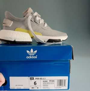 Adidas kids shoes side 6